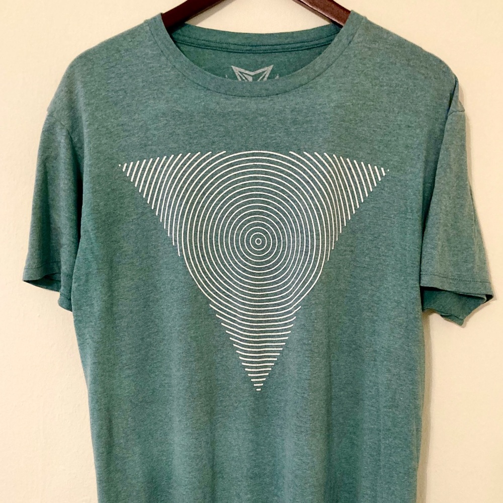 Univibe Tripple Triangle Design Shirt Green Large